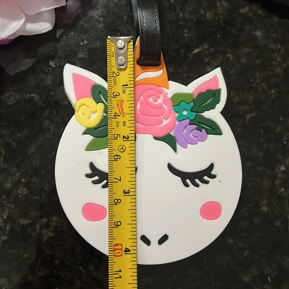 Last one! Bashful Unicorn 🦄 Luggage Tag - Picture 3 of 5